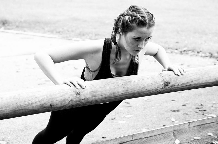 healthy girl exercise come smettere di fumare