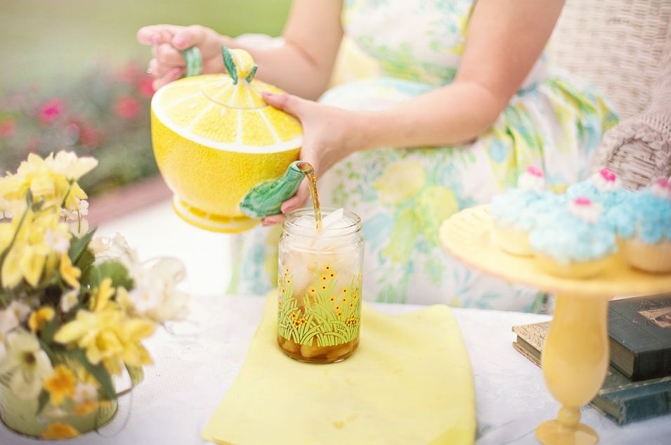 Al mattino depurati anche tu con acqua e limone